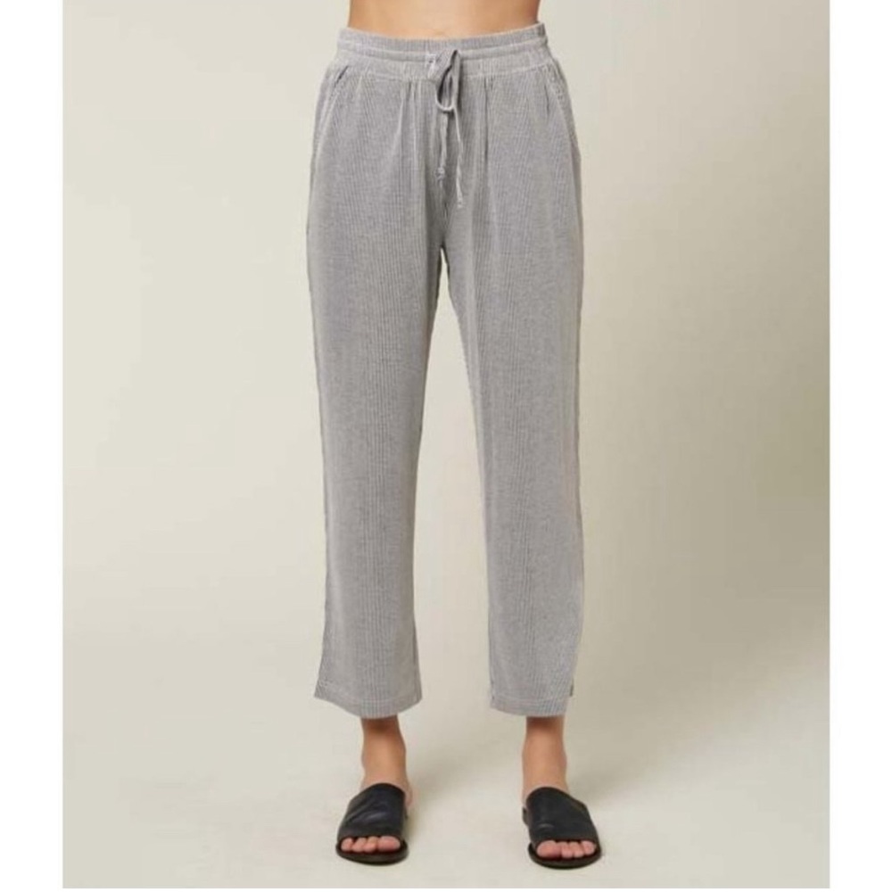 NWT O'Neill Black White Striped Phoenix Lounge Pants Medium